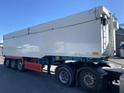 2015 WILCOX TRI AXLE STEPFRAME TIPPING TRAILER (TASCC) img
