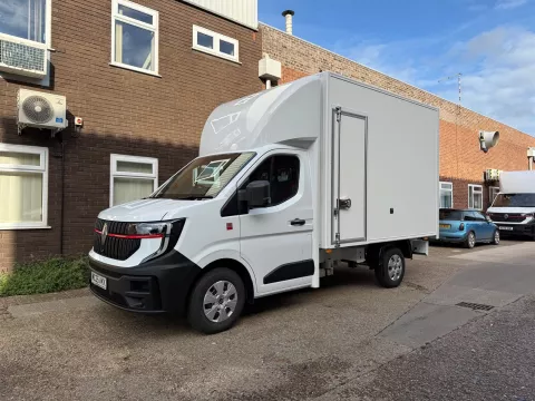 Renault Master C'cab Fridge Body img
