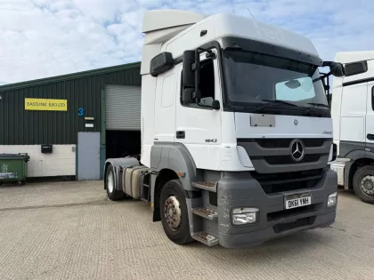 2011 Mercedes-Benz Trucks Axor Chassis cab img