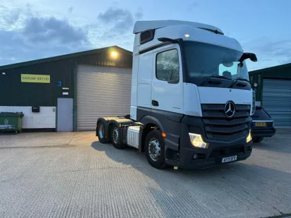 2022 Mercedes-Benz Trucks Actros Chassis cab img
