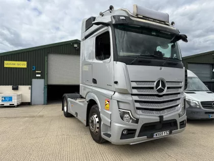 2019 Mercedes-Benz Trucks Actros Chassis cab img