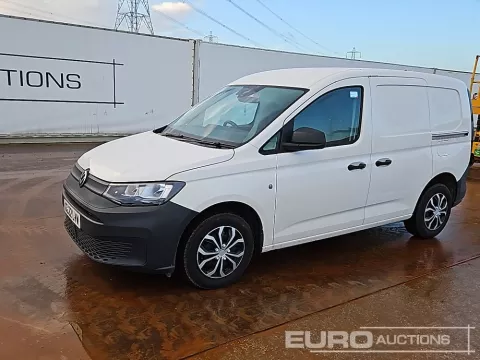 2022 Volkswagen Caddy img