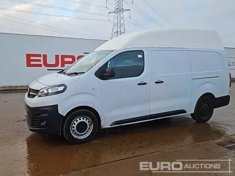 2023 Vauxhall Vivaro img
