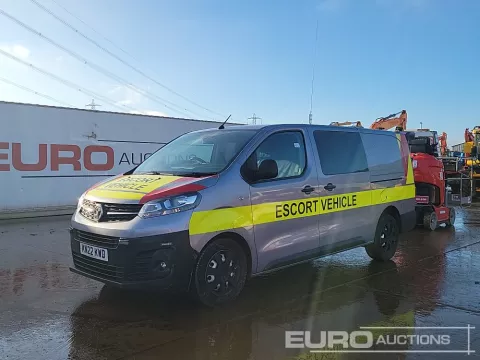 2022 Vauxhall Vivaro img