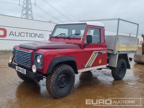 2014 Land Rover Defender img