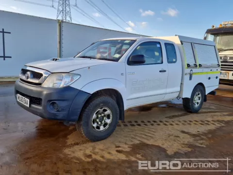 2010 Toyota Hilux img