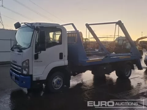 2011 Isuzu F110.210 img