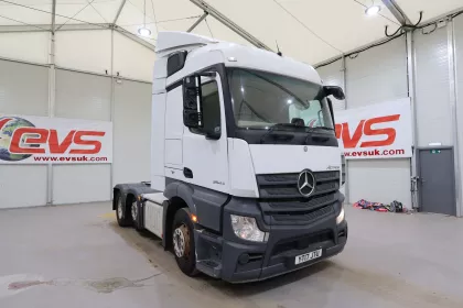 2017 (17 PLATE) Mercedes Benz Actros 2543 6x2 Euro 6 Tractor Units img