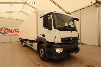 Full MOT & 3 Month Warranty!! 2019 (19 PLATE) Mercedes Benz Antos 2530 6x2 Euro 6 Rigids img