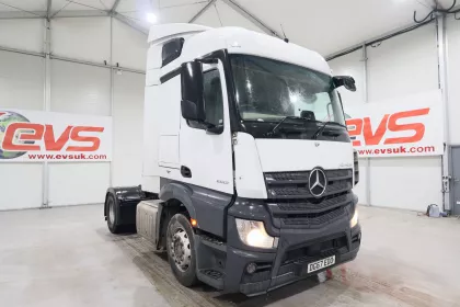 2017 (67 PLATE) Mercedes Benz ACTROS 1843 4x2 Euro 6 Tractor Units img