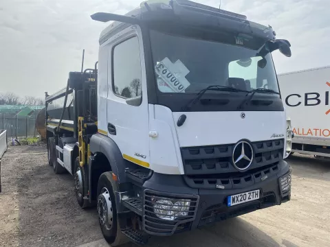 2020 mercedes arocs 3240 8x4 tipper grab img