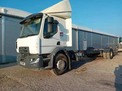 2018 Renault Trucks Range D Box img
