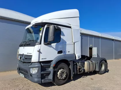 2015 Mercedes-Benz Trucks Actros Tractor unit img