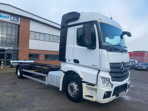 MERCEDES ACTROS 1824 *EURO 6* 4X2 DEMOUNT CHASSIS CAB 2018 - BV67 OUF img