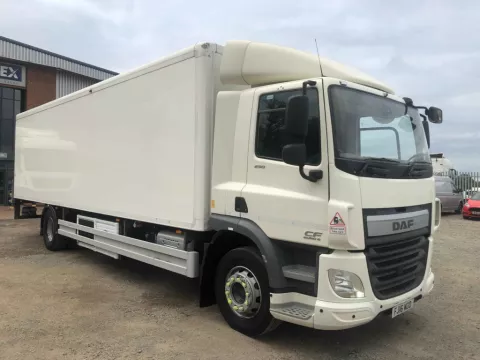 DAF CF 250 *EURO 6* 18 TONNE INSULATED FRIDGE 2016 - FJ16 WOD img
