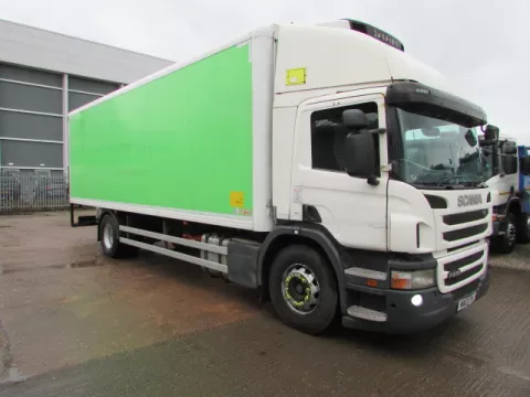 SCANIA P230 4X2 FRIDGE (NK13 TKC) - S N 4158 img