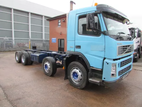 VOLVO FM380 8X4 CHASSIS CAB (PO56 OHA) - S N 4115 img