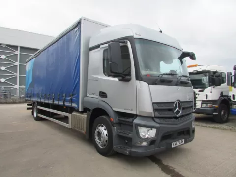 MERCEDES BENZ ACTROS 1824 4X2 CURTAINSIDE (FN67 LRK) S N:4210 img