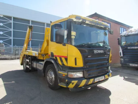 SCANIA P320 4X2 SKIPLOADER (EY60 PUF) S N:4223 img