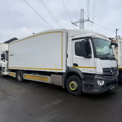 2016 Mercedes-Benz Actros Temperature Controlled img