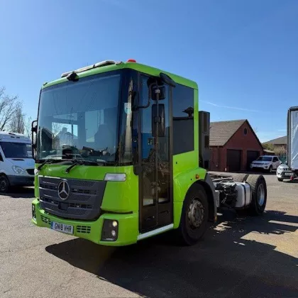 2018 Mercedes-Benz Econic Chassis Cab img