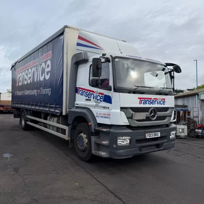 2013 Mercedes-Benz Axor Curtain Side img