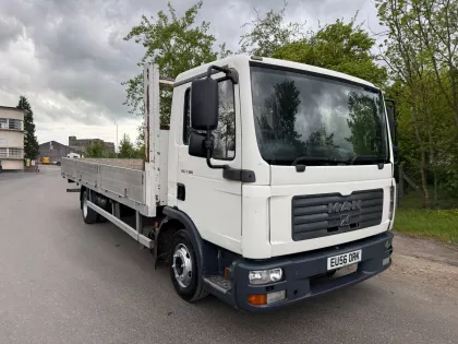 2011 MAN TGL 8 Flatbed Truck img