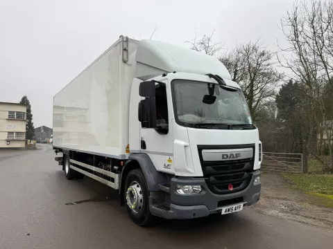 2015 DAF LF 220 Refrigerated Truck img