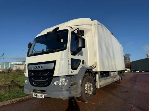 DAF LF 260 2019 (69) EURO 6, 18 TON FRIDGES   BOXES, SOLOMON BODIES, THERMOKING SPECTRUM, TAIL LIFT img