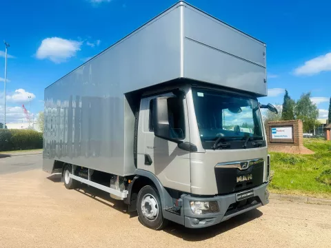 MAN TGL 8.190 2024 (24) EURO 6, 7.5 TON FURNITURE. REMOVALS BOX, DROPWELL LUTON BODY, BRAND NEW img