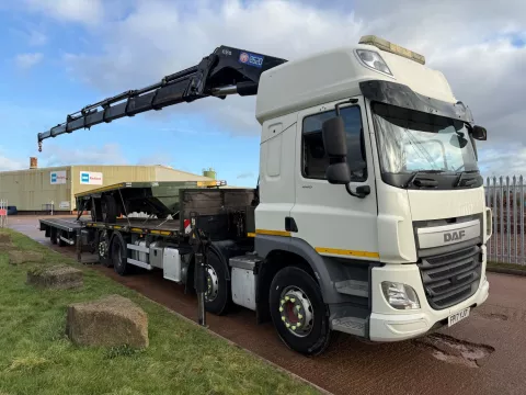 DAF CF 440 SPACE CAB 2017 (17) EURO 6, DRAWBAR OUTFIT, 8X2 FLAT, HMF 8520 85 TON REMOTE CRANE, SLEEPER img