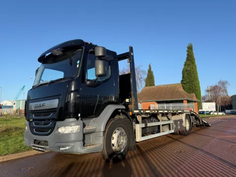 DAF LF 260 2021 (21) EURO 6, 18 TON BEAVERTAIL, HYDRAULIC FLIP TOW RAMPS, NOVAWINCH img