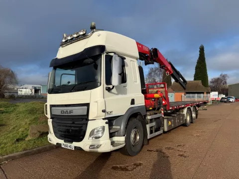 DAF CF 400 2016 (66) EURO 6, HIGH ROOF SLEEPER CAB, 6X2 REAR LIFT AXLE img