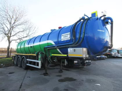 Whale Trailer Tanker img