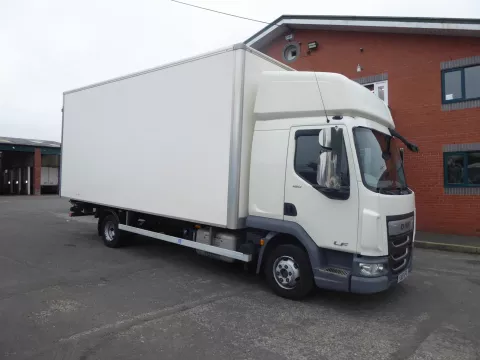 2019 DAF LF HIGH ROOF SLEEPER img