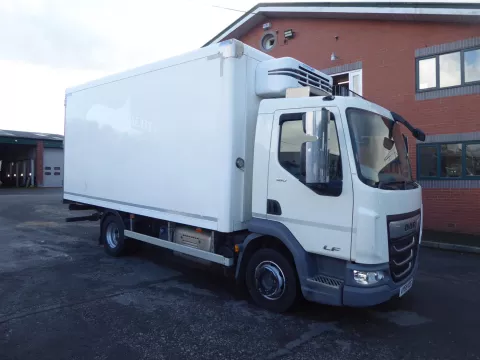 2020 DAF 12 TONNE MEAT RAILER img