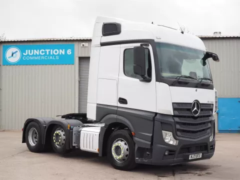 2021,71 reg Mercedes-Benz Actros MP5 2545LS Streamspace 6x2 Tractor Unit img