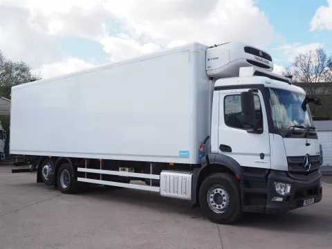 2021,21 reg Mercedes-Benz Actros 2530 31 Foot Fridge img