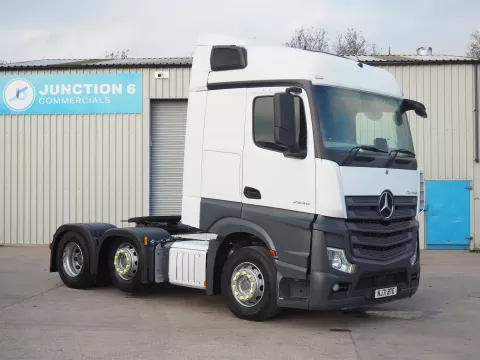 2021,71 Reg Mercedes-Benz Actros MP5 2545LS Streamspace 6x2 Tractor Unit img