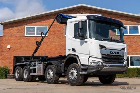 DAF XDC 450 FAD 8x4 Boughton Hook Loader img