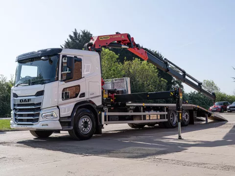 DAF XD FAR 370 6x2 Sterling Crane Truck img