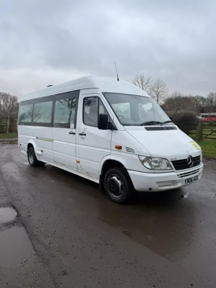 2006 Mercedes-Benz Vans Vario MPV-Minibus img