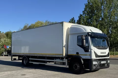 Iveco 180E25S 4x2 18T Box Tail Lift – YA21WWM img