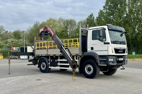 MAN TGM 18.320 18T 4x4 TML Rear Mount Crane – NX19NPE img