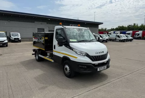 Iveco Daily 7.2t Tipping Hotbox img