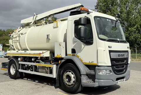 DAF LF230 18t Whale Medium Volume Gulley Emptier img