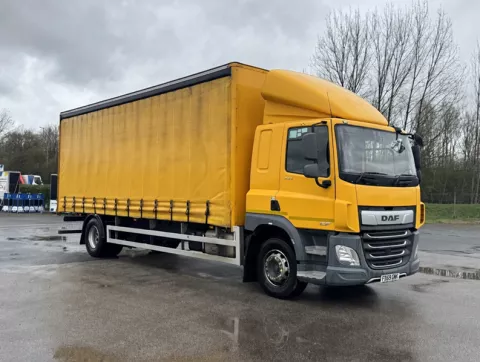 DAF CF230 18t Curtainsider – FD69GNK img