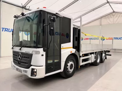 Mercedes Econic 2630 6x2 Dropside Scaffolding Truck img