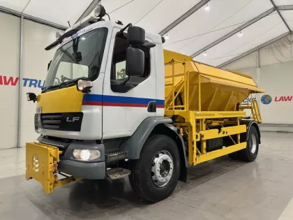 DAF LF55 220 4x2 Day Cab Gritter img