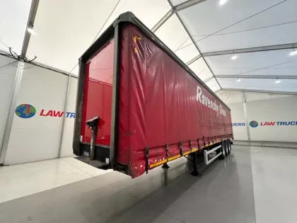 Montracon Tri Axle 4.2m Curtainsider Trailer Moffat Brackets img